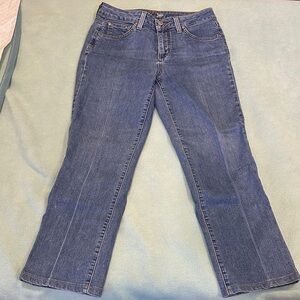Stylish Blue Straight Leg Women's Jeans